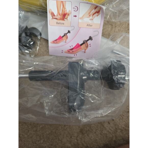 SHOE STRETCHERS PRE OWNED NOT USED IN NICE CONDITION SEE PHOTOS - Picture 3 of 6